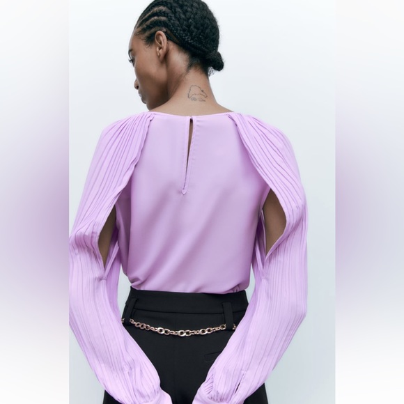 Women Zara Lilac Pleated Cape Sleeved Blouse Size Small - Picture 1 of 10